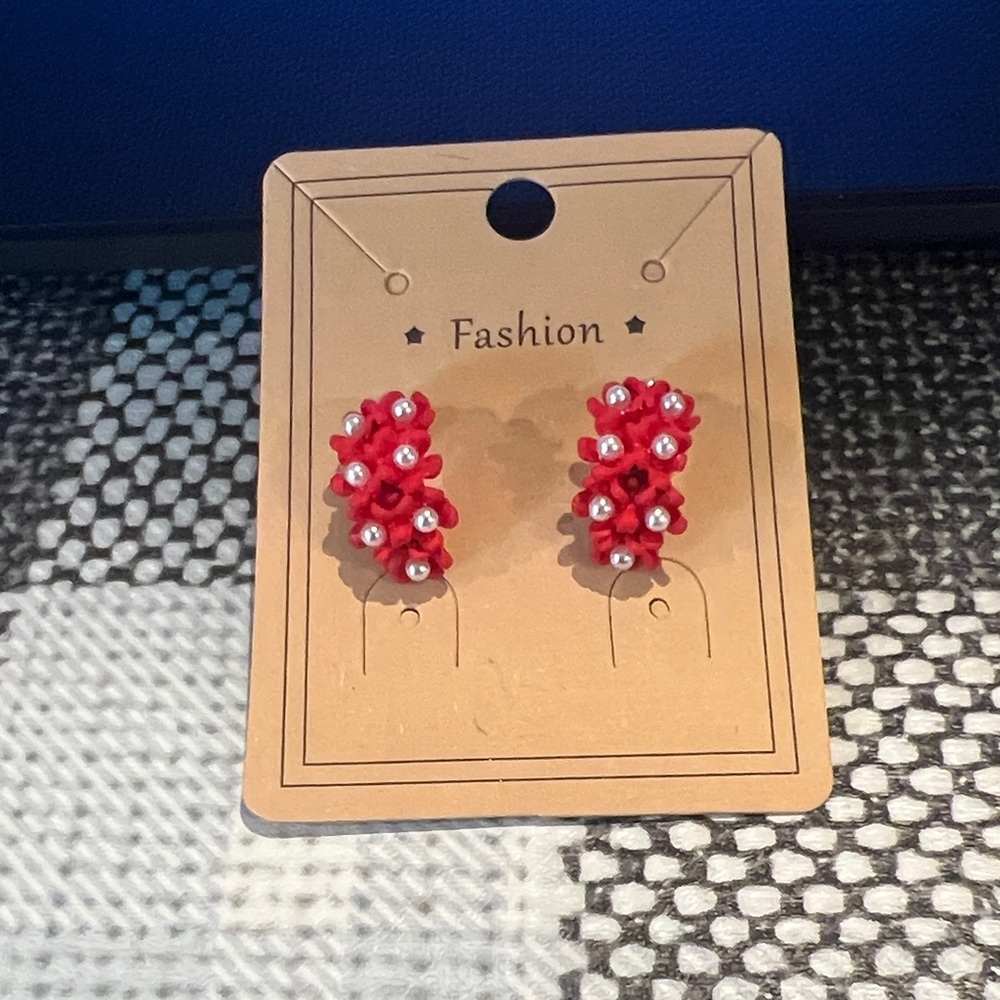 Elegant Red Floral Earrings